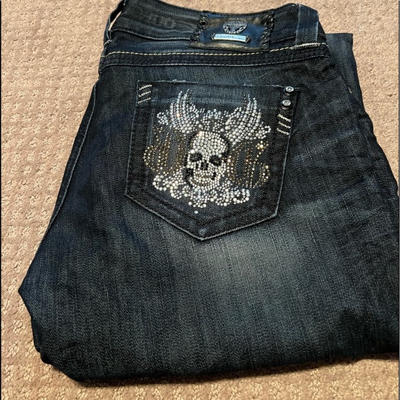 Rare find! Guess Premium Daredevil Skinny studded skull jeans! Size29! - Picture 1 of 5